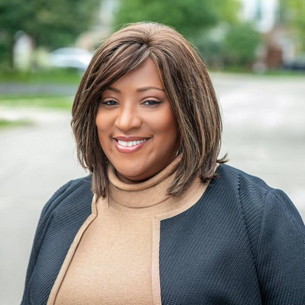 Meet your Posher, Lynette